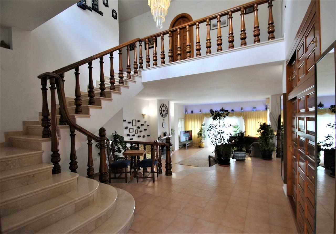 Holiday Villa In 10 Min From Fuengirola Beach With Sea Views Pool Bbq Parking Wifi Aircon Big Garden Mijas Buitenkant foto